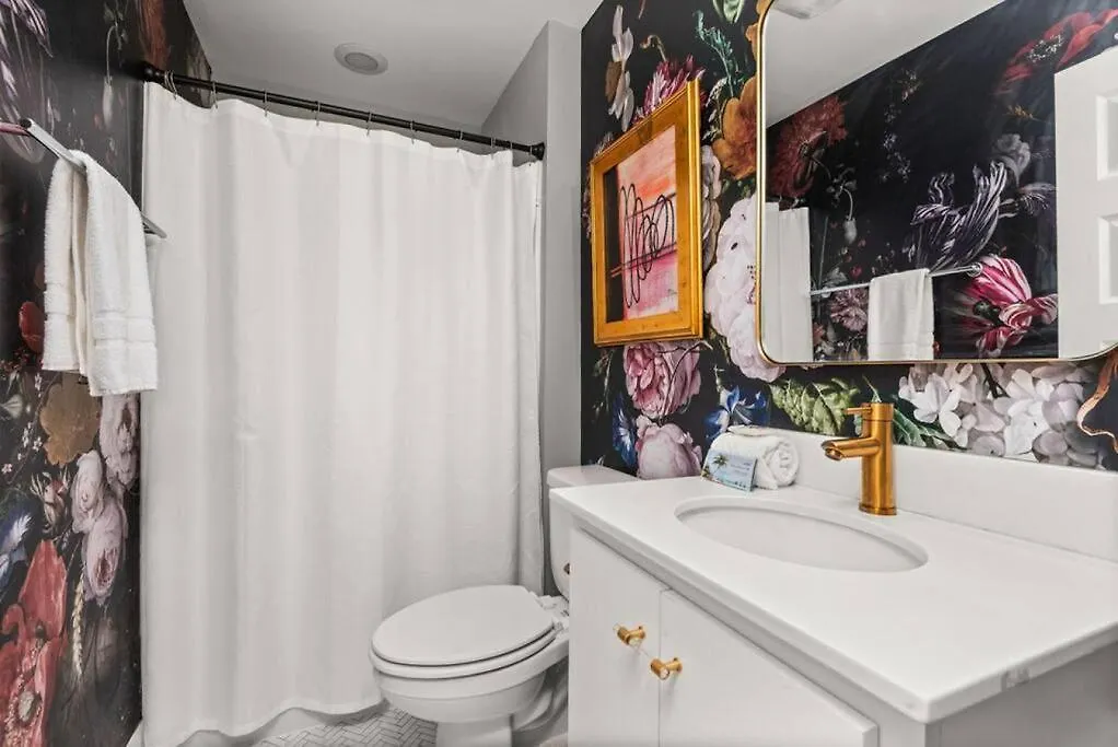 Holiday home Modern Townhouse Near Vandy And Parthenon Nashville